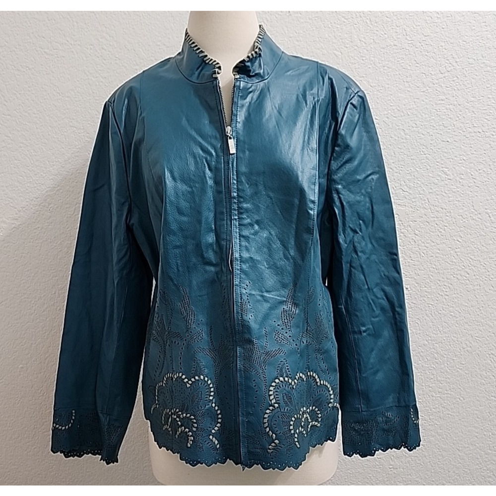 Pamela McCoy 1X Leather Jacket Teal Punched Floral Pattern Scalloped‎ Hems Zip